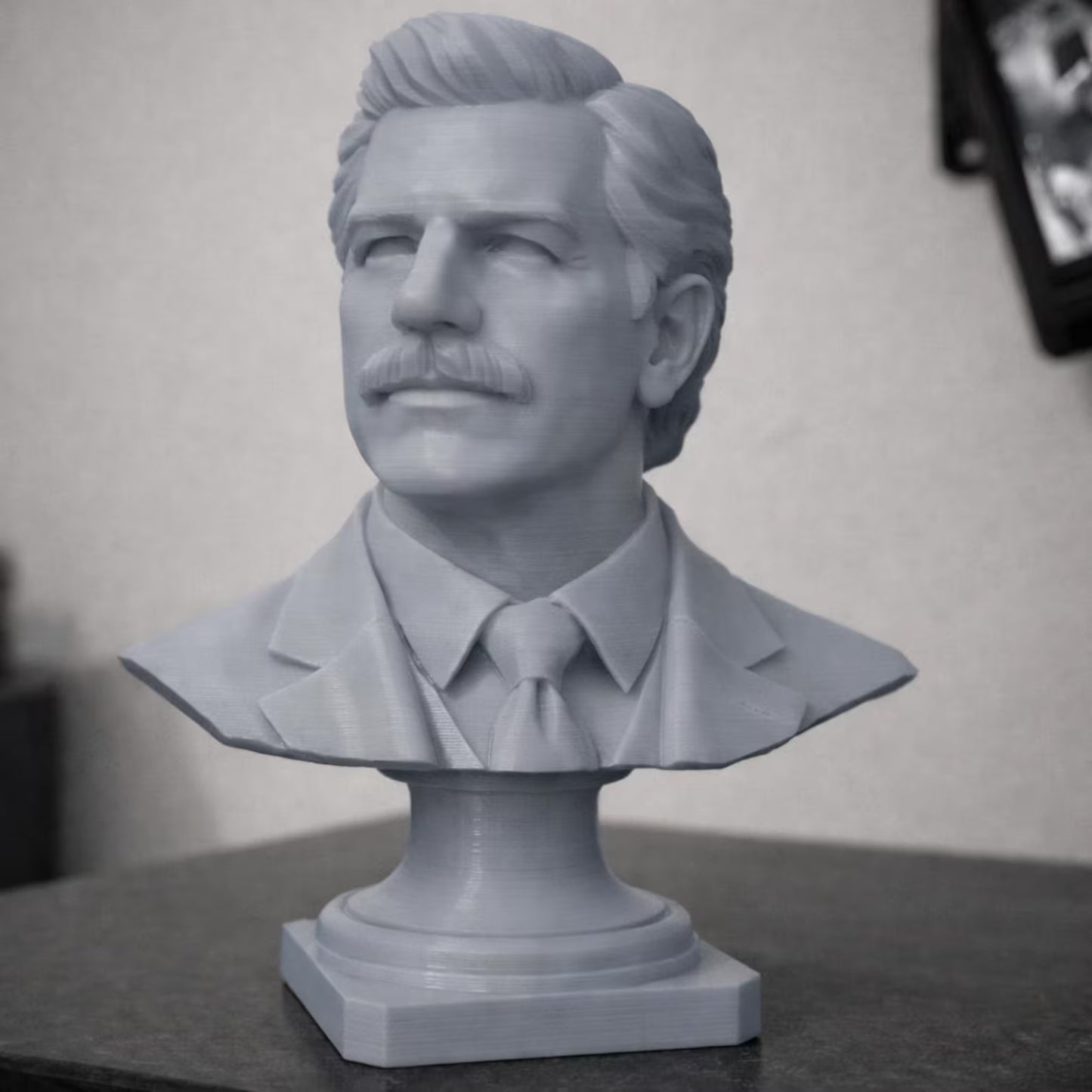 Busto Personalizzato in 3D con Base BUSTYOU